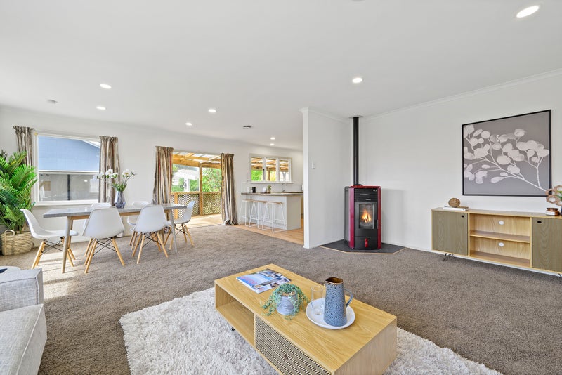 32 Rowses Road, Aranui, Christchurch - Carousel 2