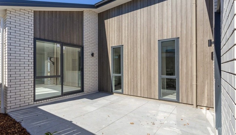 57 Waituarua Drive, Takanini, Auckland - Carousel 2