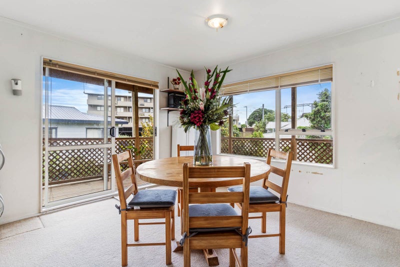 11B Donegal Street, Avondale, Auckland - Carousel 2