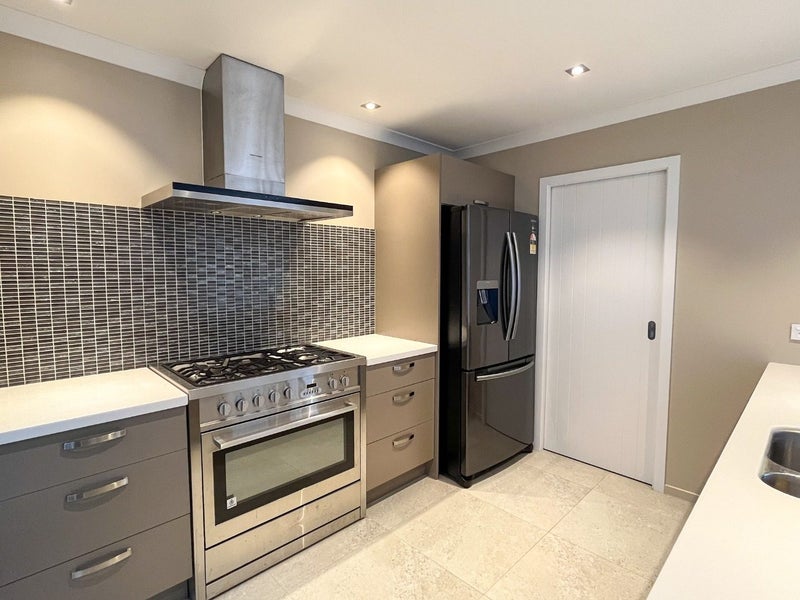 23 Josephine Crescent, Aidanfield, Christchurch - Carousel 2