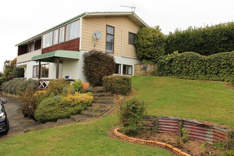 65 Bremworth Avenue, Dinsdale, Hamilton - Carousel 1
