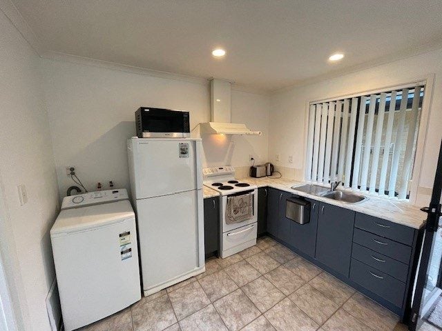 26 Mackwell Road, Fairview Heights, Auckland - Carousel 2