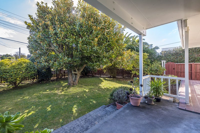 202 Matai Road, Raumati Beach, Paraparaumu - Carousel 2