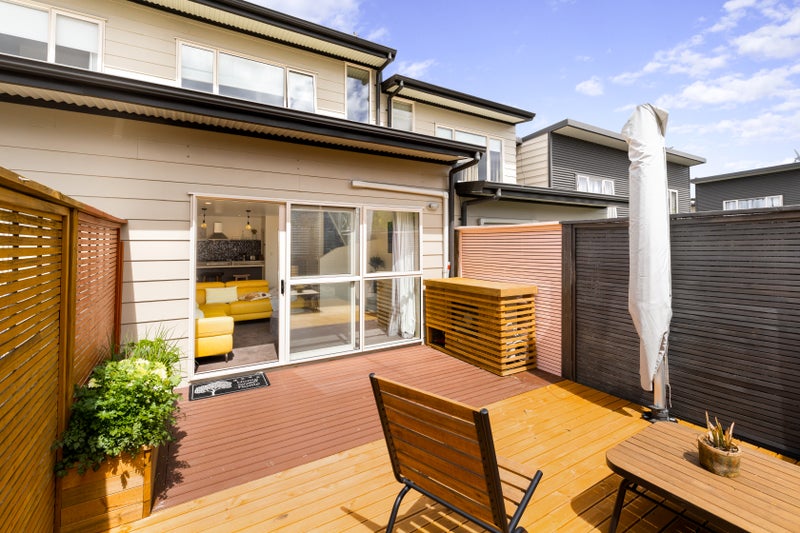 7/206 Manuka Road, Bayview, Auckland - Carousel 1