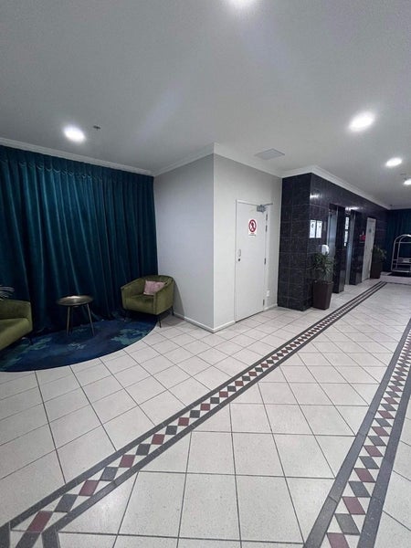 7H/154 The Terrace, Wellington Central, Wellington - Carousel 22