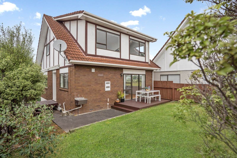 144D Canal Road, Avondale, Auckland - Carousel 1