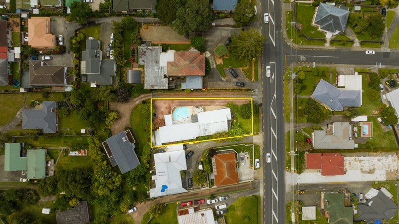 34 Te Atatu Road, Te Atatu South, Auckland - Carousel 2