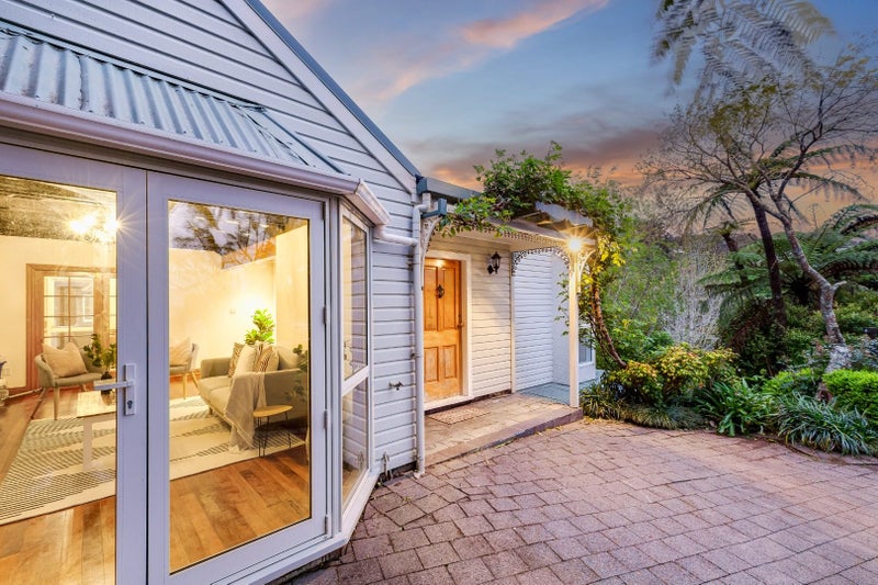 102A Miromiro Road, Normandale, Lower Hutt - Carousel 2