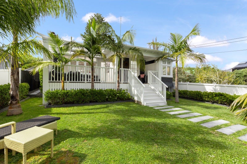 35 William Denny Avenue, Westmere, Auckland - Carousel 2