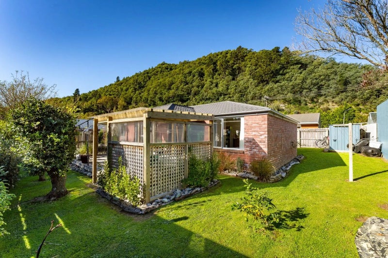 20 George Street, Picton, Picton - Carousel 16