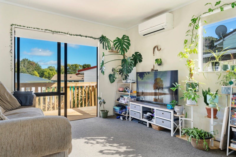 40B Langstone Street, Welcome Bay, Tauranga - Carousel 1