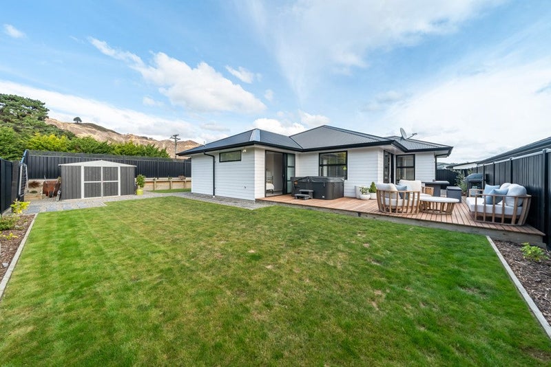 117 Mawai Hakona Drive, Wallaceville, Upper Hutt - Carousel 2