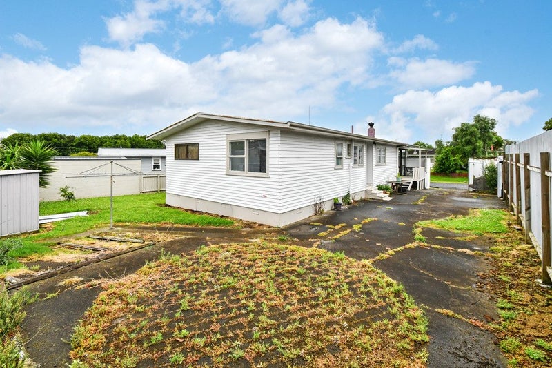 15 Gainsborough Street, Manurewa, Auckland - Carousel 2