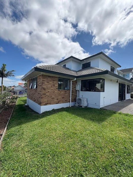 14 Highgrove Lane, Totara Vale, Auckland - Carousel 29