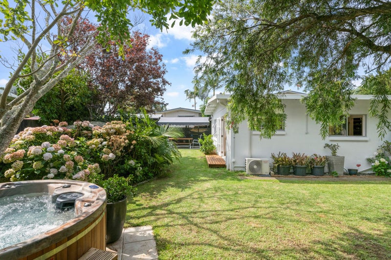 2/124 The Circle, Manly, Whangaparaoa - Carousel 23