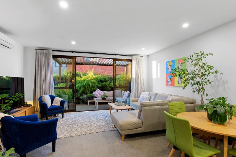 2/484 Manchester Street, St Albans, Christchurch - Carousel 2