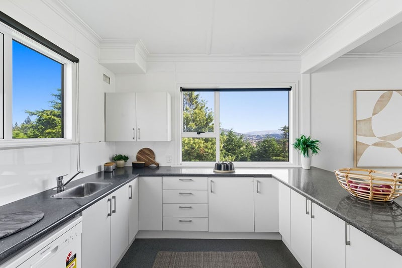 52 Columba Avenue, Calton Hill, Dunedin - Carousel 2