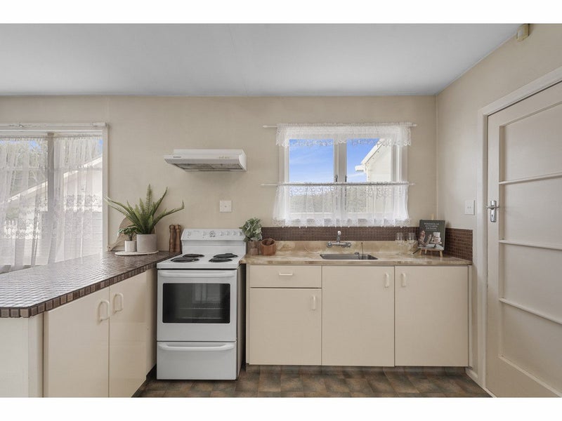 168 Grahams Road, Burnside, Christchurch - Carousel 2