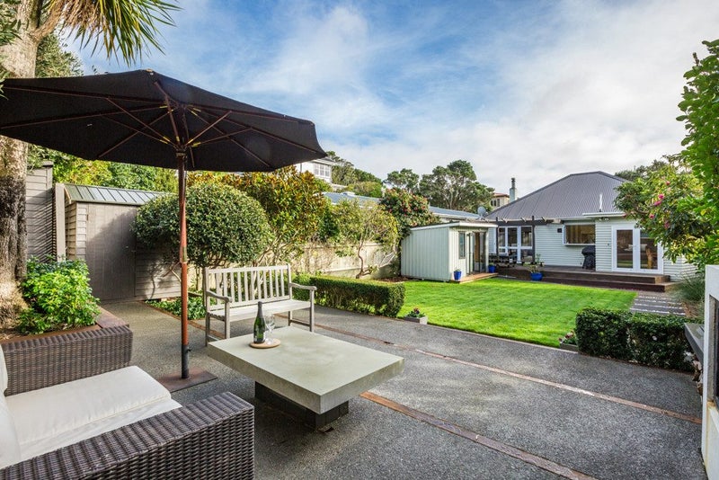 5 Everest Street, Khandallah, Wellington - Carousel 1