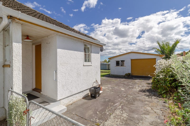 67 Latham Street, Marewa, Napier - Carousel 18