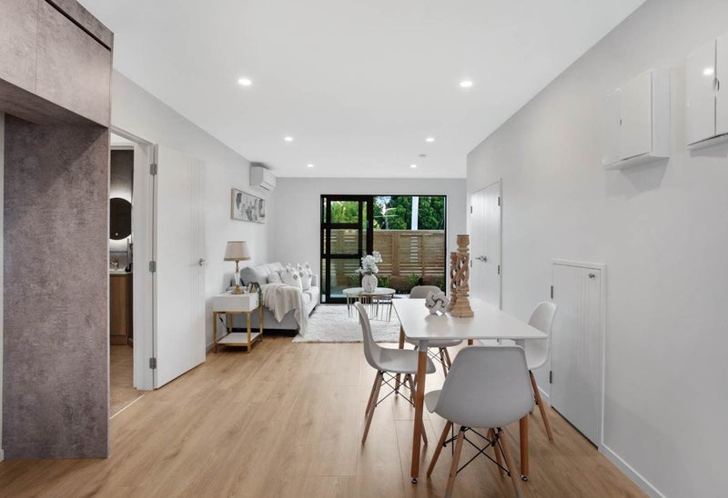 1/129 Lancaster Road, Beach Haven, Auckland - Carousel 2