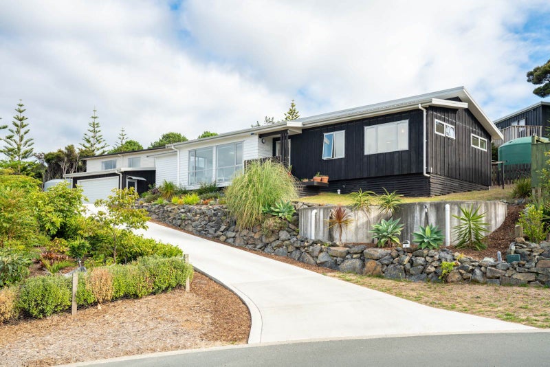1 Sandpiper Lane, Mangawhai Heads, Mangawhai - Carousel 2