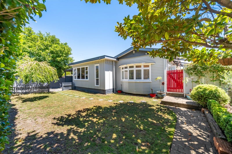 69 Pine Avenue, Ebdentown, Upper Hutt - Carousel 1