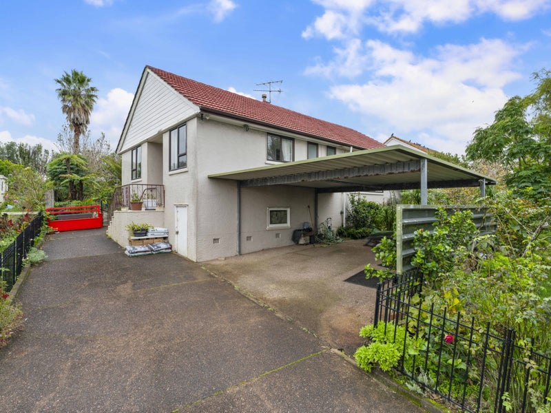 43 Paddington Street, Glen Innes, Auckland - Carousel 1