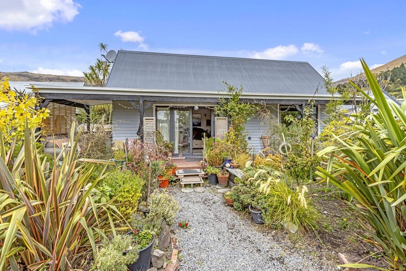 10 Stedley Place, Heathcote Valley, Christchurch - Carousel 1