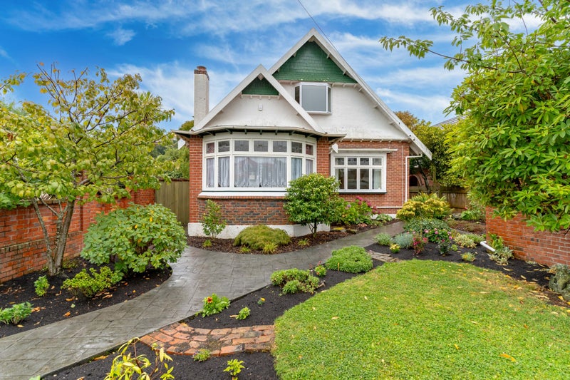 3 Ings Avenue, Saint Clair, Dunedin - Carousel 1
