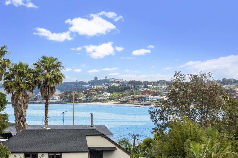 2/111 Beach Road, Castor Bay, Auckland - Carousel 2