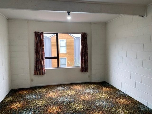 2/20 Frankmoore Avenue, Johnsonville, Wellington - Carousel 2