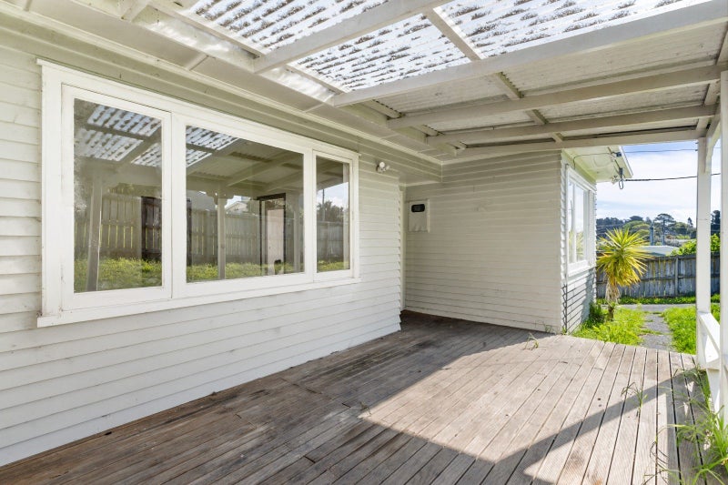 3 Totara Road, Stanmore Bay, Whangaparaoa - Carousel 2