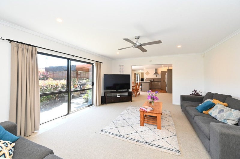 28 Merlot Drive, Greenmeadows, Napier - Carousel 2