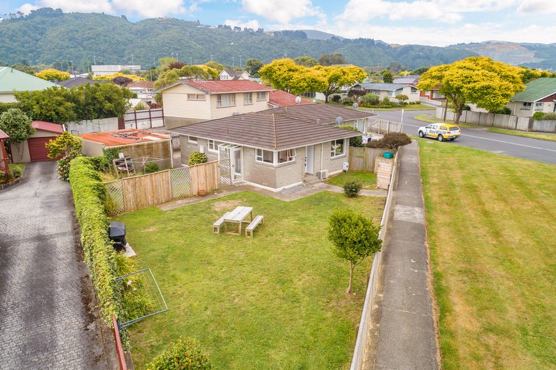 1B Percy Cameron Street, Avalon, Lower Hutt - Carousel 1