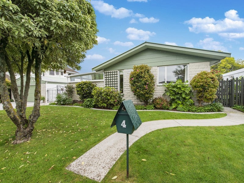 4 Rachel Place, Avonhead, Christchurch - Carousel 1