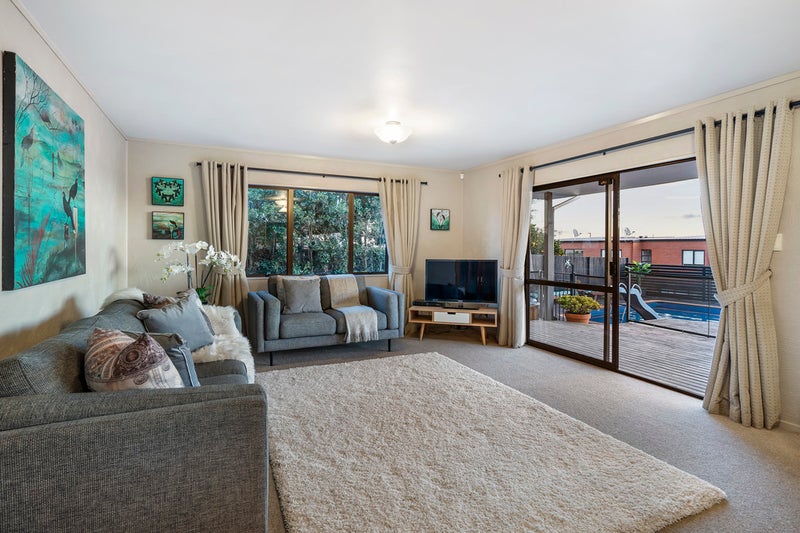 29 Calluna Crescent, Totara Heights, Auckland - Carousel 2