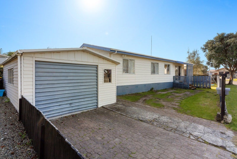 304 Dickson Road, Papamoa Beach, Papamoa - Carousel 2