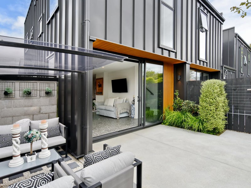 1/12 HUME STREET, Sydenham, Christchurch - Carousel 2