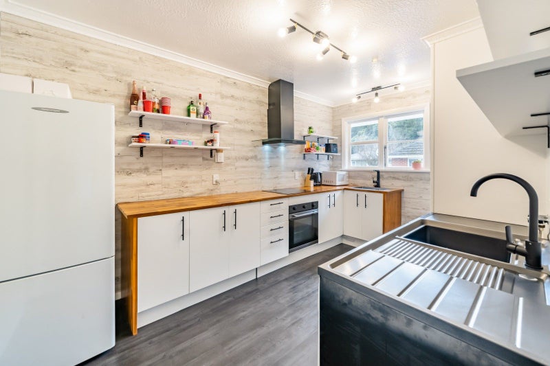 2/81 Ward Street, Wallaceville, Upper Hutt - Carousel 1