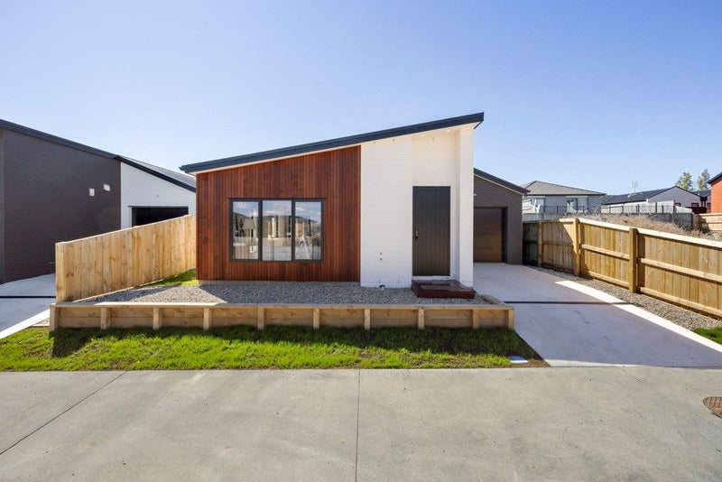 30 Tiro Place, Rototuna North, Hamilton - Carousel 1