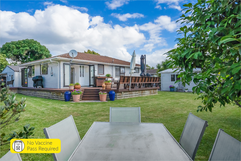 425 Bucklands Beach Road, Bucklands Beach, Auckland - Carousel 1