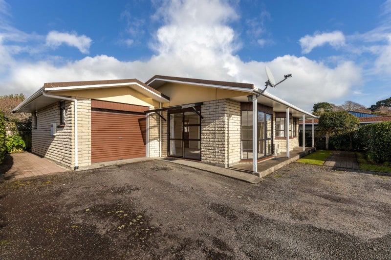 3C Webster Street, Westown, New Plymouth - Carousel 21