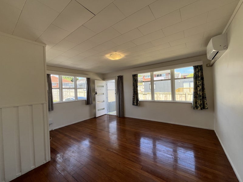5/49 Miro Street, New Lynn, Auckland - Carousel 2