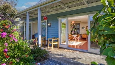 92 Cornfoot Street, Castlecliff, Whanganui - Carousel 1