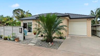 7 Annalise Place, Orewa, Orewa - Carousel 1