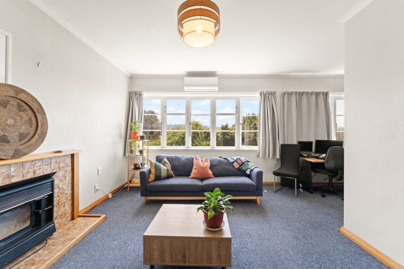 28 Dornoch Street, Kew, Dunedin - Carousel 2