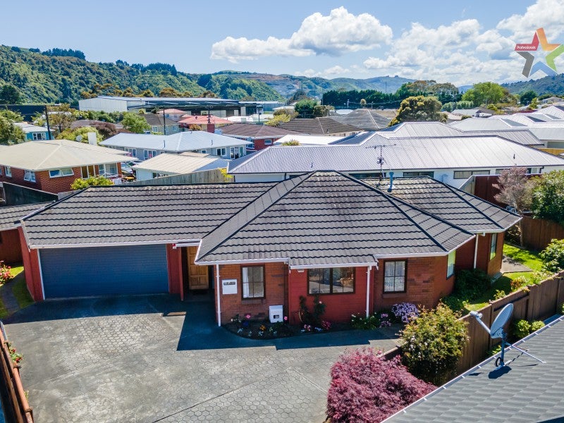 2/25 De Menech Grove, Avalon, Lower Hutt - Carousel 26