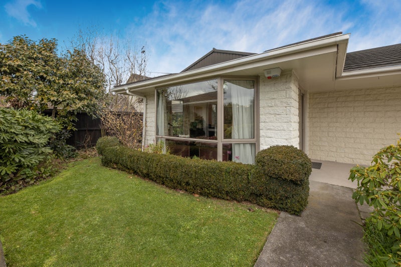 2/2A Chilcombe Street, Ilam, Christchurch - Carousel 2