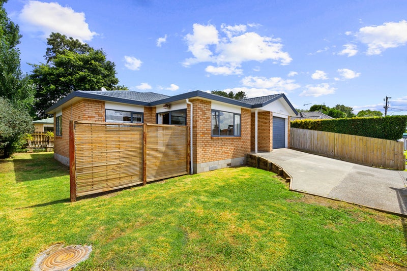 14 Pooks Road, Ranui, Auckland - Carousel 1